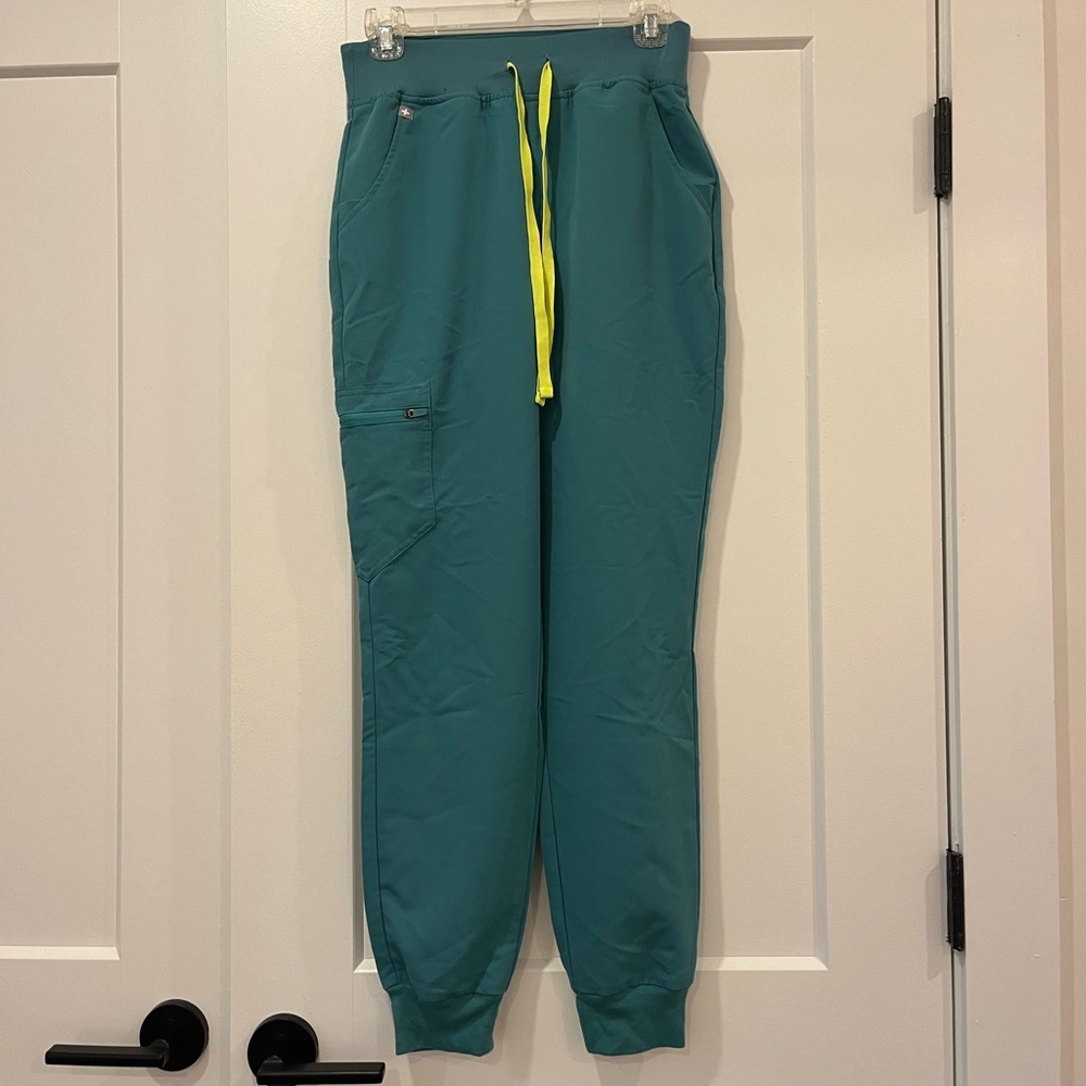 Figs Zamora scrub joggers